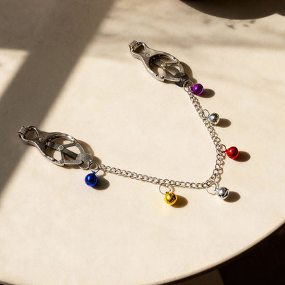 Kjetting og bjeller brystvorte-klemmer