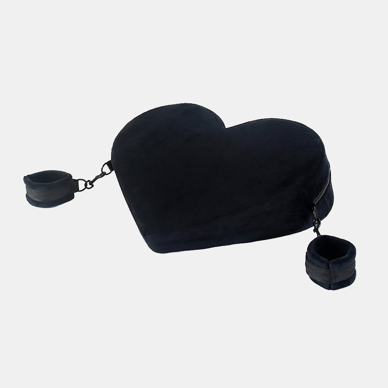 Hjerte kilepute med mansjettsett